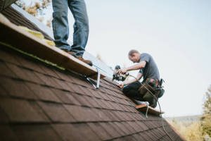 Local Roofers in Platina, CA
